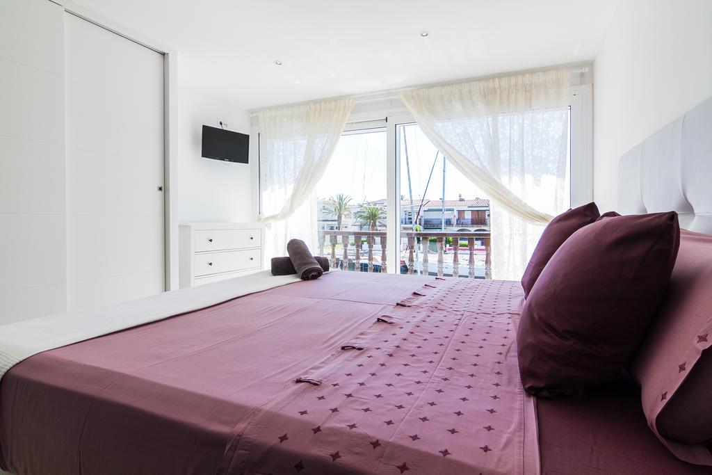 Vista Roses Mar - Casa Pescador Villa Empuriabrava Eksteriør billede